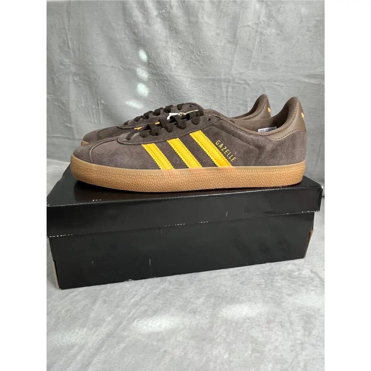 Adidas shoes - adidas Gazelle - Gazelle - Brown 1
