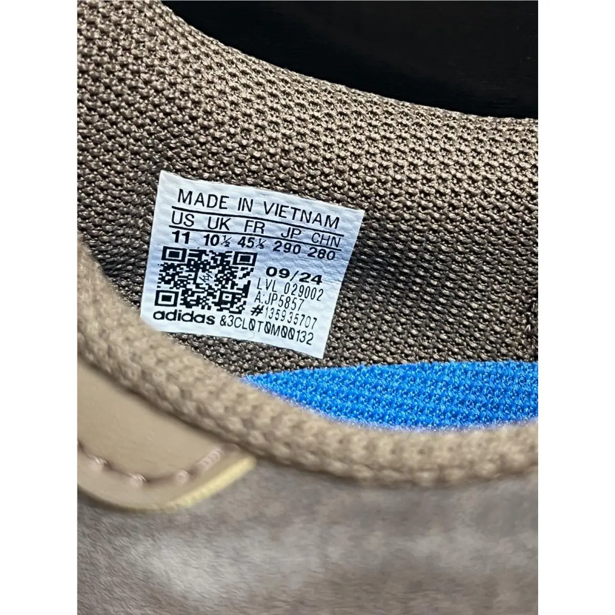 Adidas shoes - adidas Gazelle - Gazelle - Brown 4