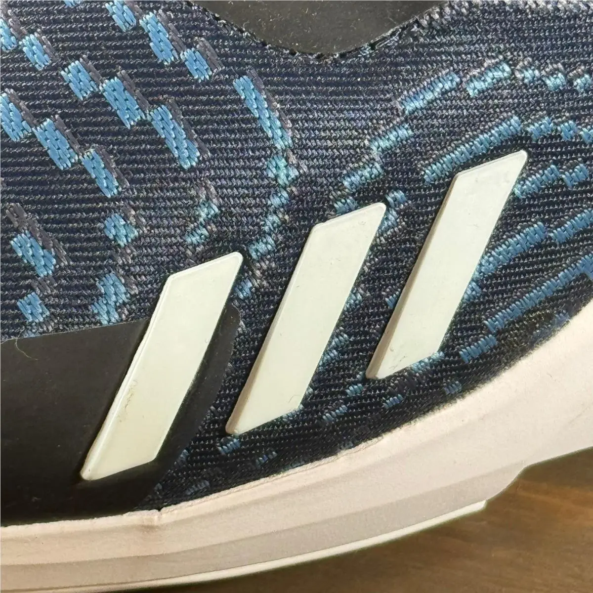 Adidas shoes - D.O.N. Issue 4 - Issue - Blue (UPC: 195740298548) 8