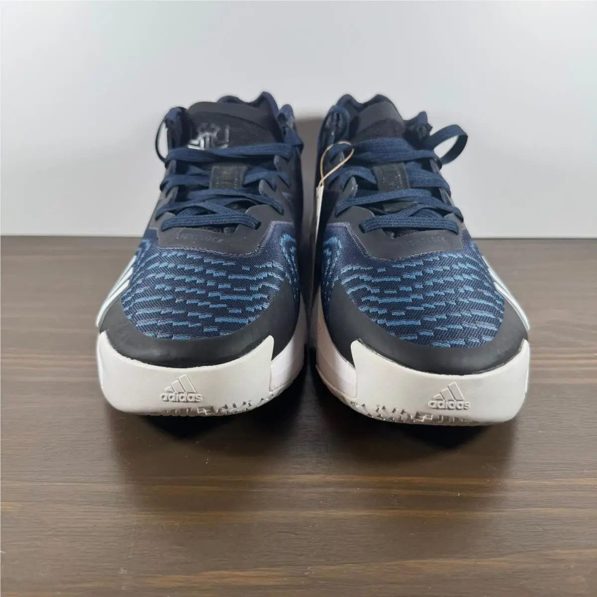 Adidas shoes - D.O.N. Issue 4 - Issue - Blue (UPC: 195740298548) 12