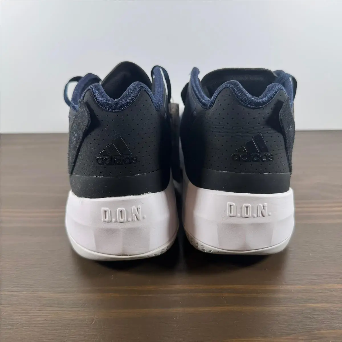 Adidas shoes - D.O.N. Issue 4 - Issue - Blue (UPC: 195740298548) 13