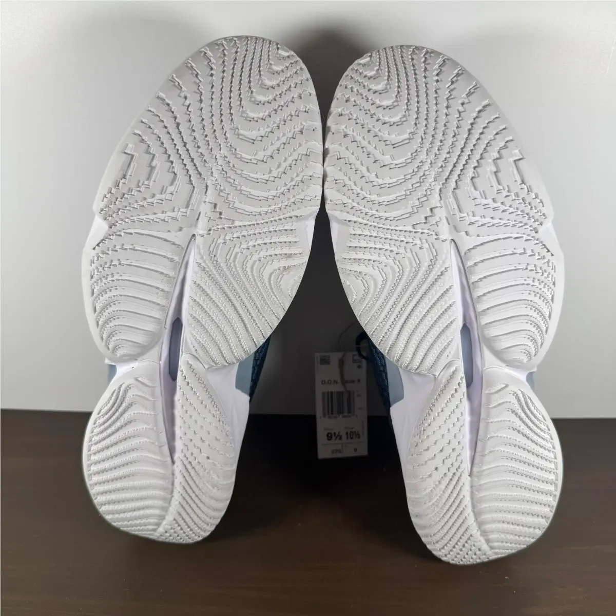 Adidas shoes - D.O.N. Issue 4 - Issue - Blue (UPC: 195740298548) 14