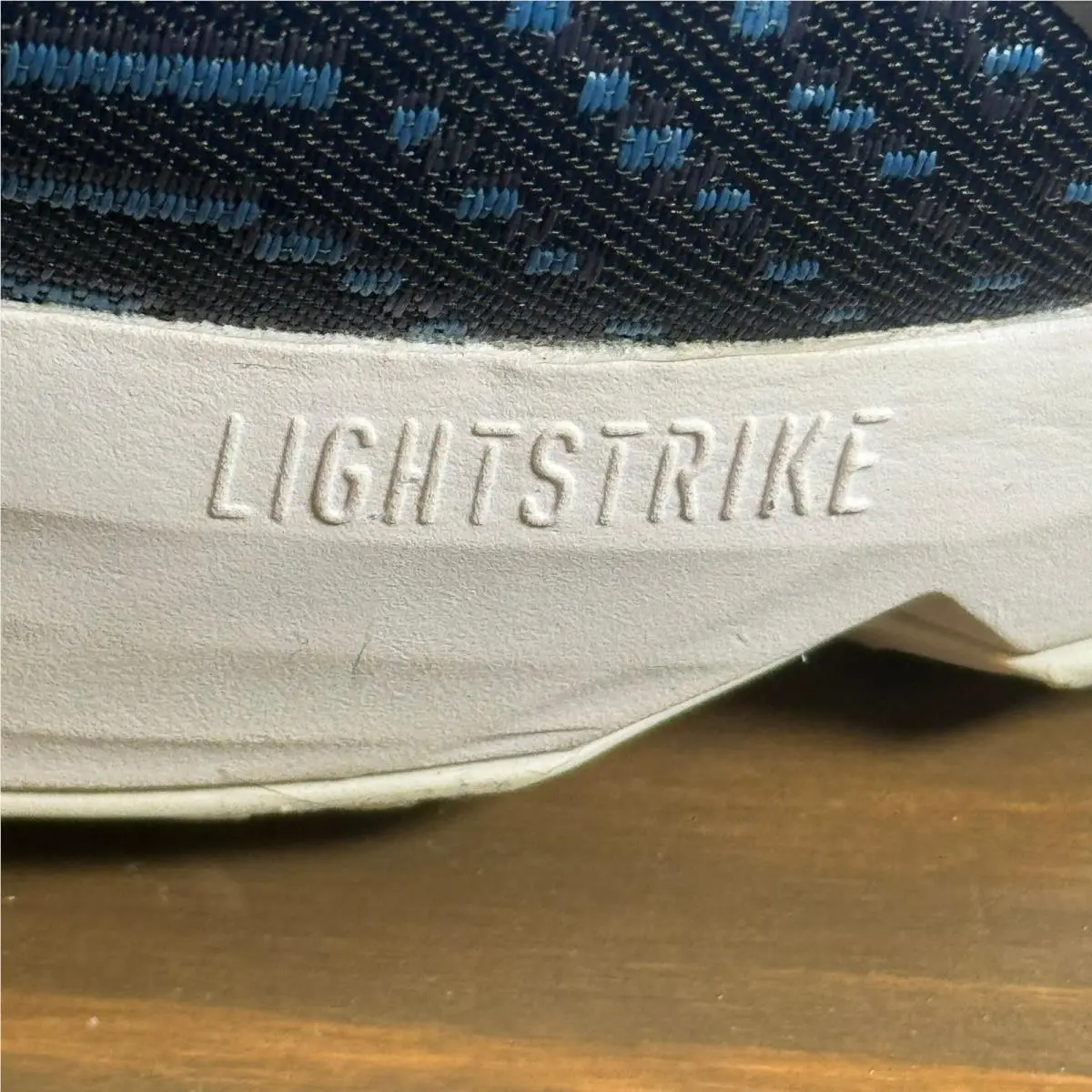 Adidas shoes - D.O.N. Issue 4 - Issue - Blue (UPC: 195740298548) 4