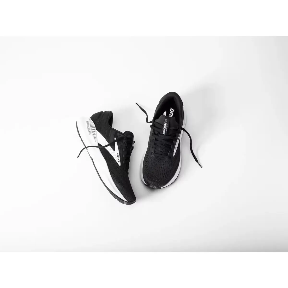 Brooks shoes - Black/White 18