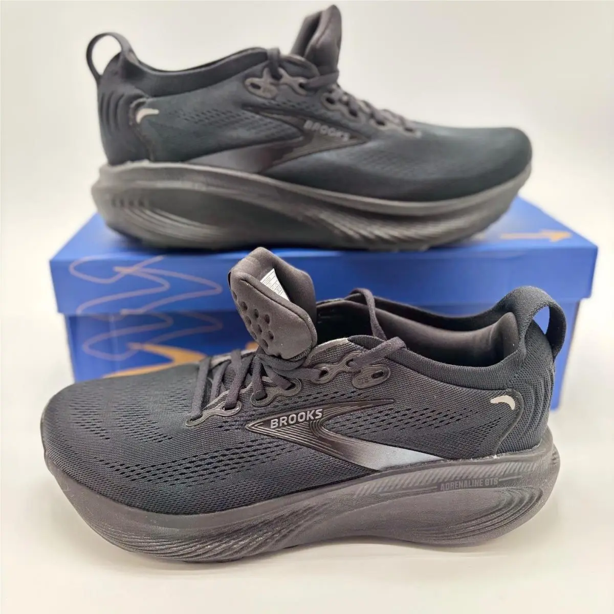 Brooks shoes - Adrenaline GTS Max Cushion - Adrenaline GTS Max Cushion - Black 2