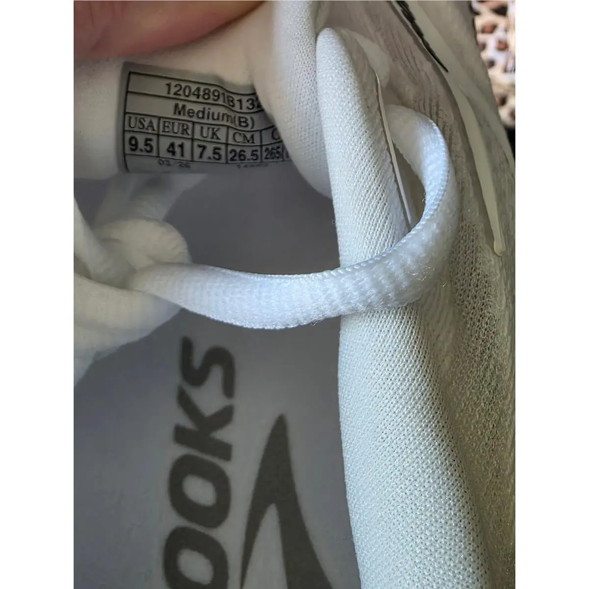 Brooks shoes - Brooks Revel - Revel - White 7
