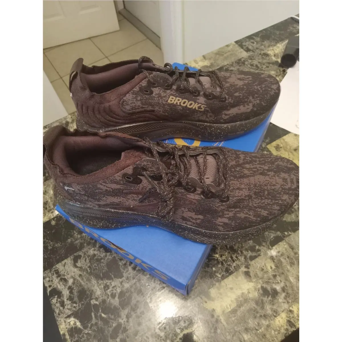 Brooks shoes - Black/Brown/Pink (UPC: 195394799118) 1