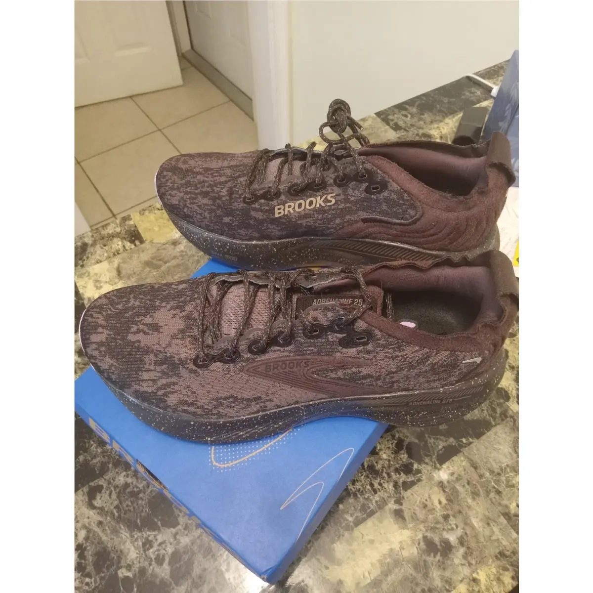 Brooks shoes - Black/Brown/Pink (UPC: 195394799118) 3