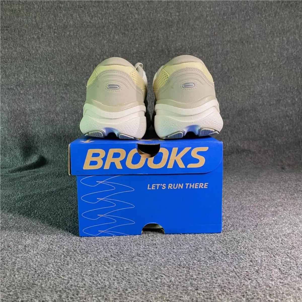 Brooks shoes - Brooks Ghost Max SE - Ghost Max - Beige 2