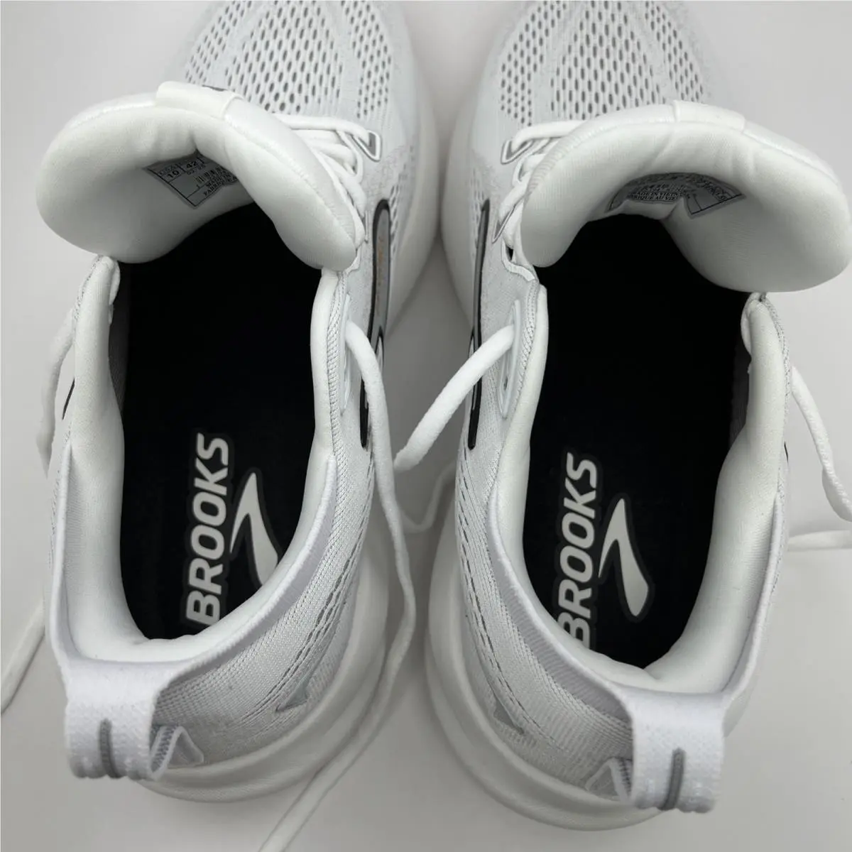Brooks shoes - Brooks Glycerin 22 - Glycerin - 120434-1D-135 - White, Grey, Black (UPC: 195394677225) 12