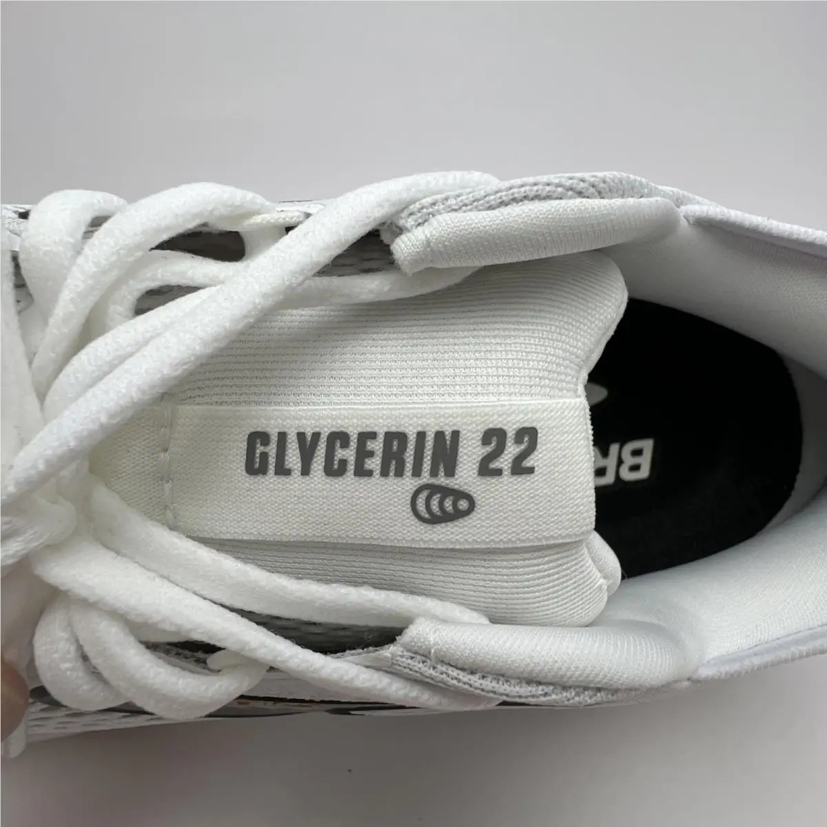 Brooks shoes - Brooks Glycerin 22 - Glycerin - 120434-1D-135 - White, Grey, Black (UPC: 195394677225) 11
