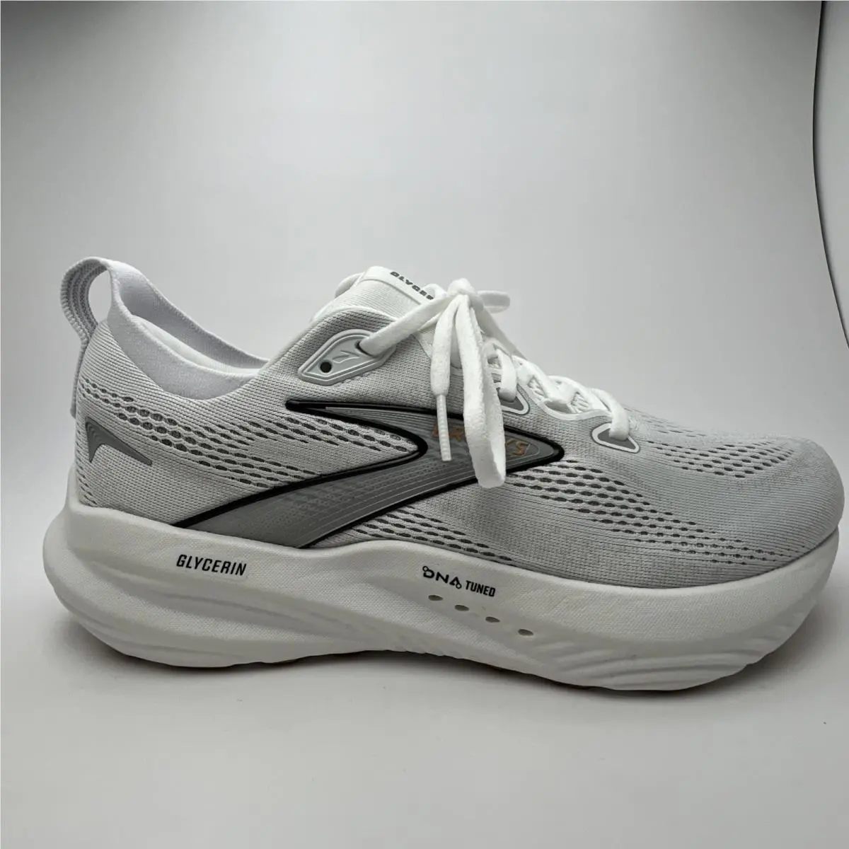 Brooks shoes - Brooks Glycerin 22 - Glycerin - 120434-1D-135 - White, Grey, Black (UPC: 195394677225) 3