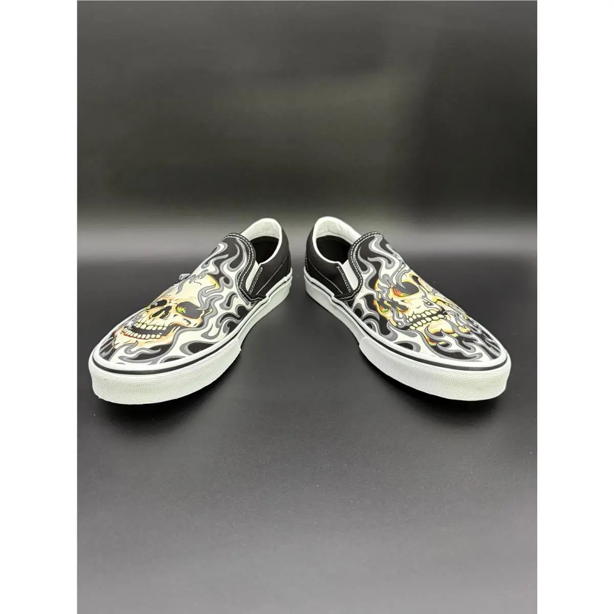 Vans shoes - VANS Classics - Classics - VN0009Q7BMX - White 2