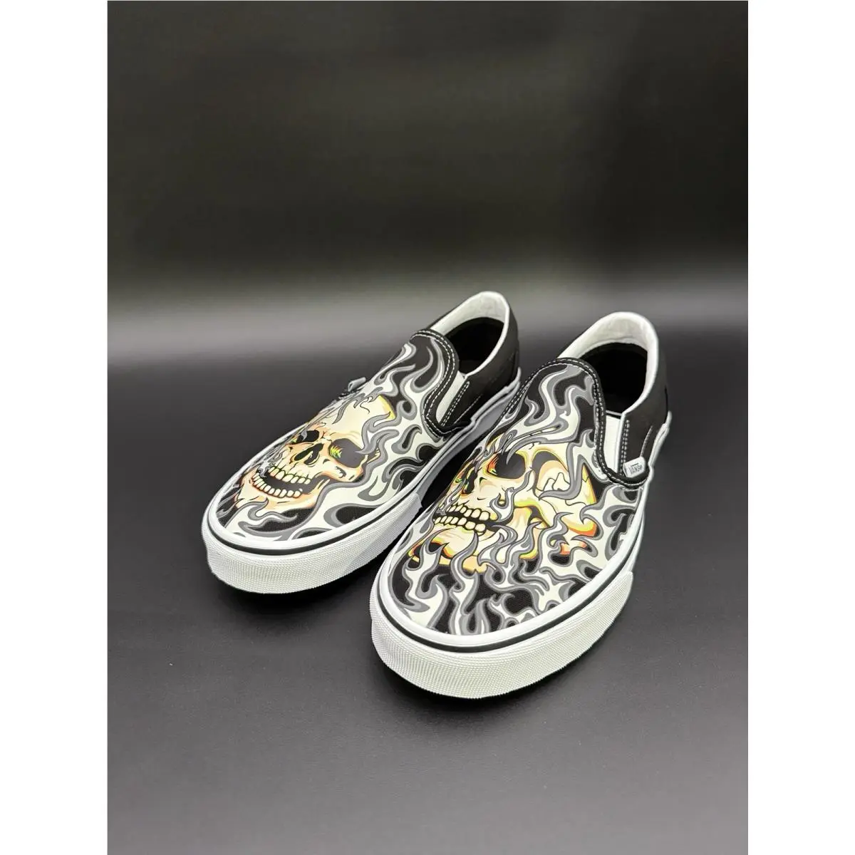 Vans shoes - VANS Classics - Classics - VN0009Q7BMX - White 4