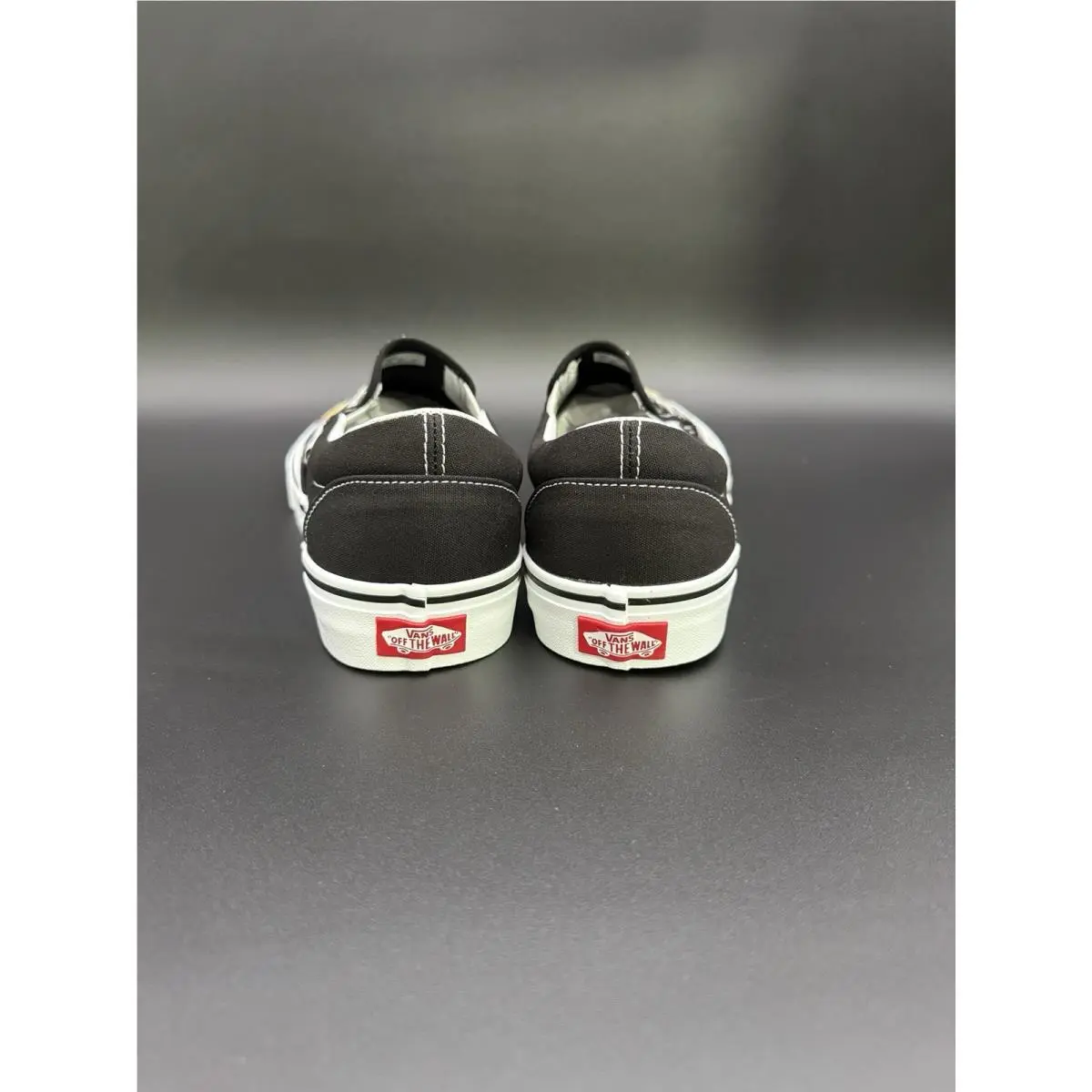 Vans shoes - VANS Classics - Classics - VN0009Q7BMX - White 20
