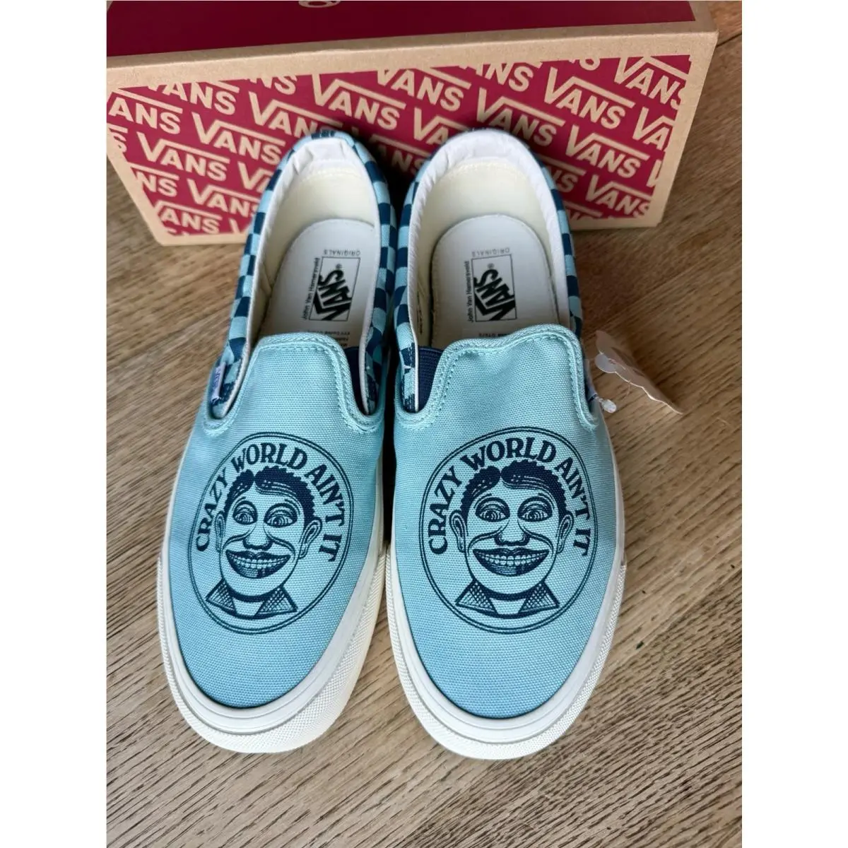 Vans x John Van Hamersveld Classic Slip On Sneakers Crazy World Ain’t It Size 9