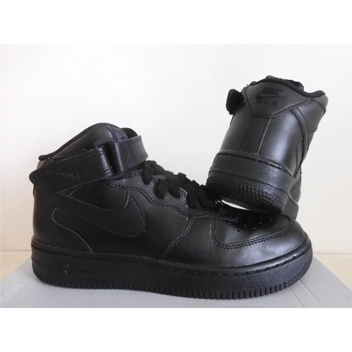 Nike shoes - Nike Air Force 1 Mid - 314195 004 - Black (UPC: 823233225305) 1