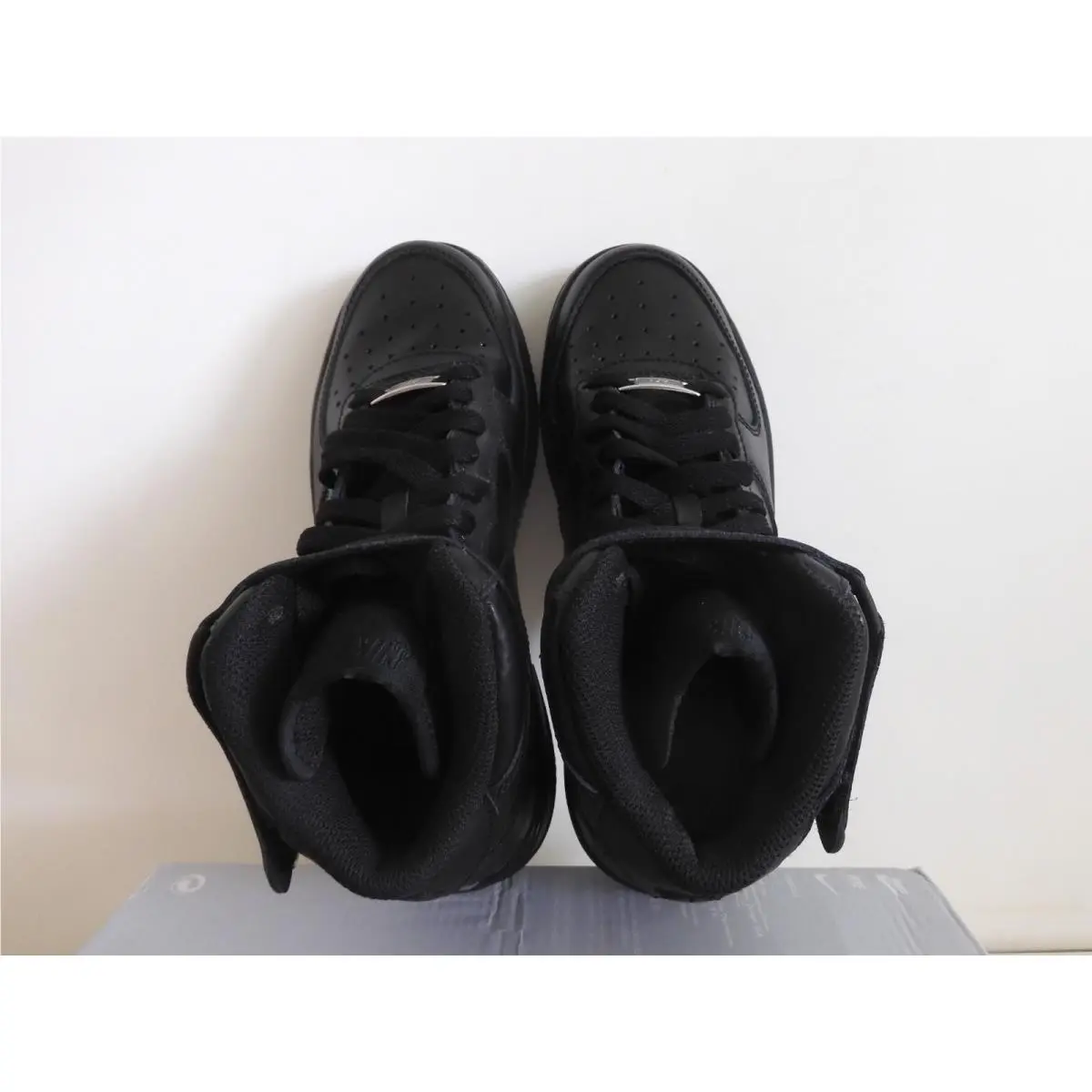 Nike shoes - Nike Air Force 1 Mid - 314195 004 - Black (UPC: 823233225305) 4