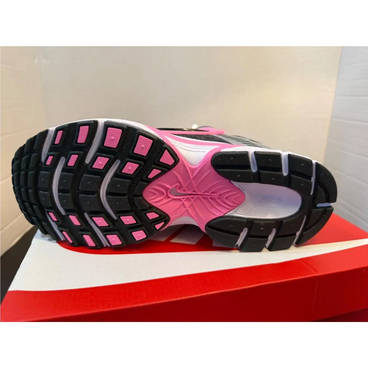 Nike shoes - HQ7901601 - Hq7901 601 - Silver 4
