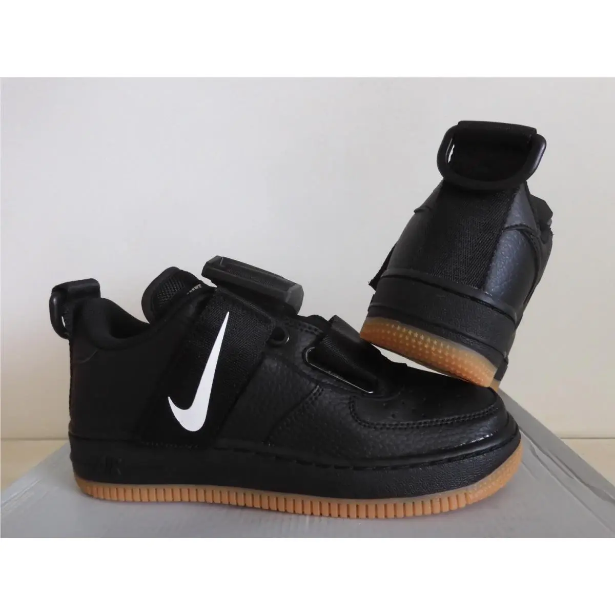 Nike shoes - Nike Air Force 1 Utility - AJ6601 003 - Black (UPC: 640135664748) 1