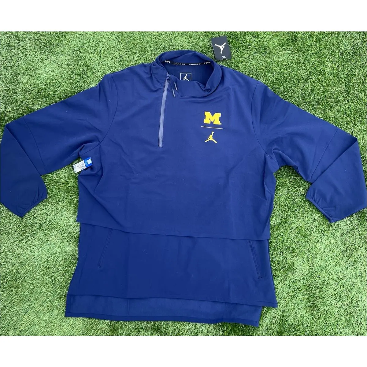 Men’s Medium Michigan Wolverines Jordan Brand 1/4 Zip PE 2024 Jacket Nike Shield