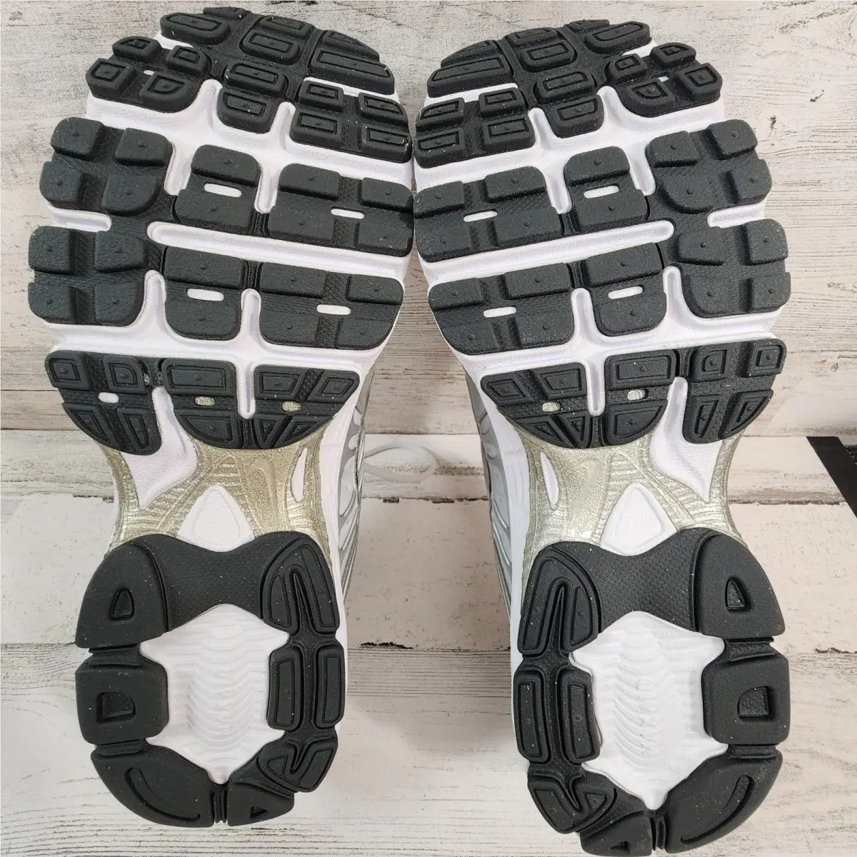 Nike shoes - IQ7592-025 - IQ7592-025 - Silver 6