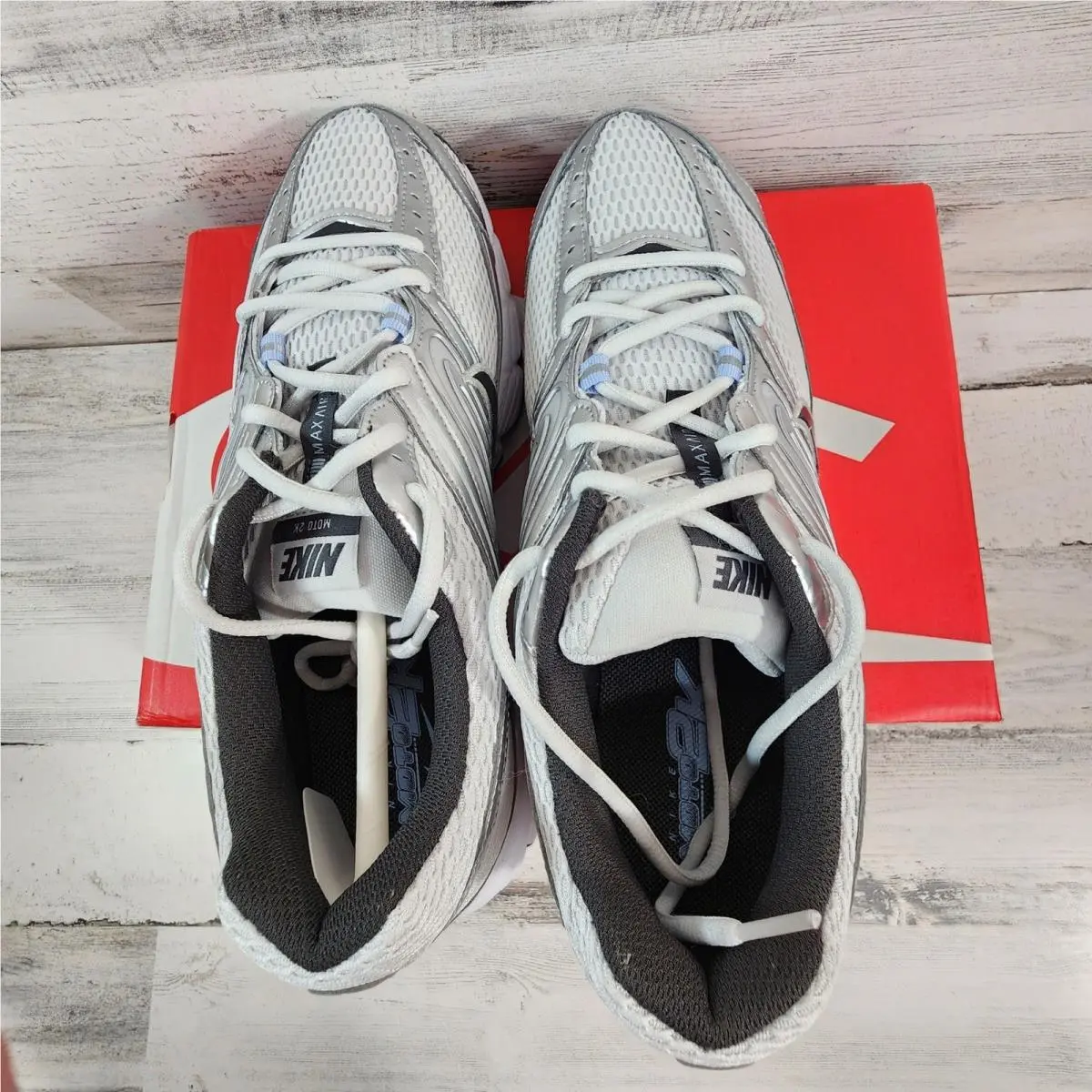 Nike shoes - IQ7592-025 - IQ7592-025 - Silver 4