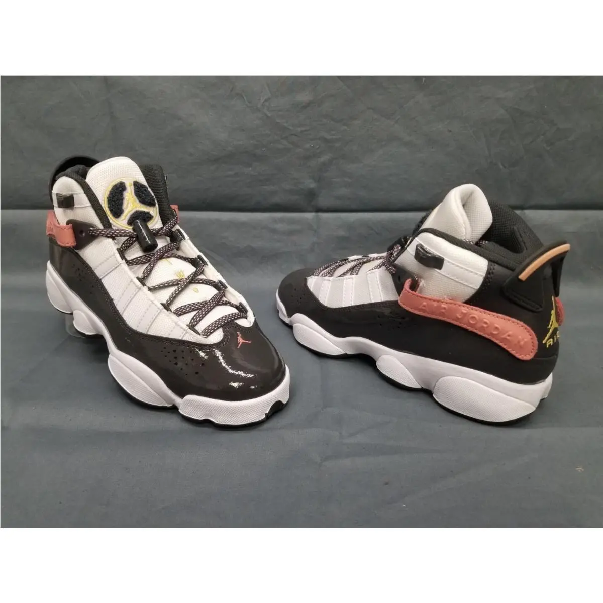 Nike Boys Jordan 6 Ring GS Sneaker White Red Stardust Grey Size 6.5