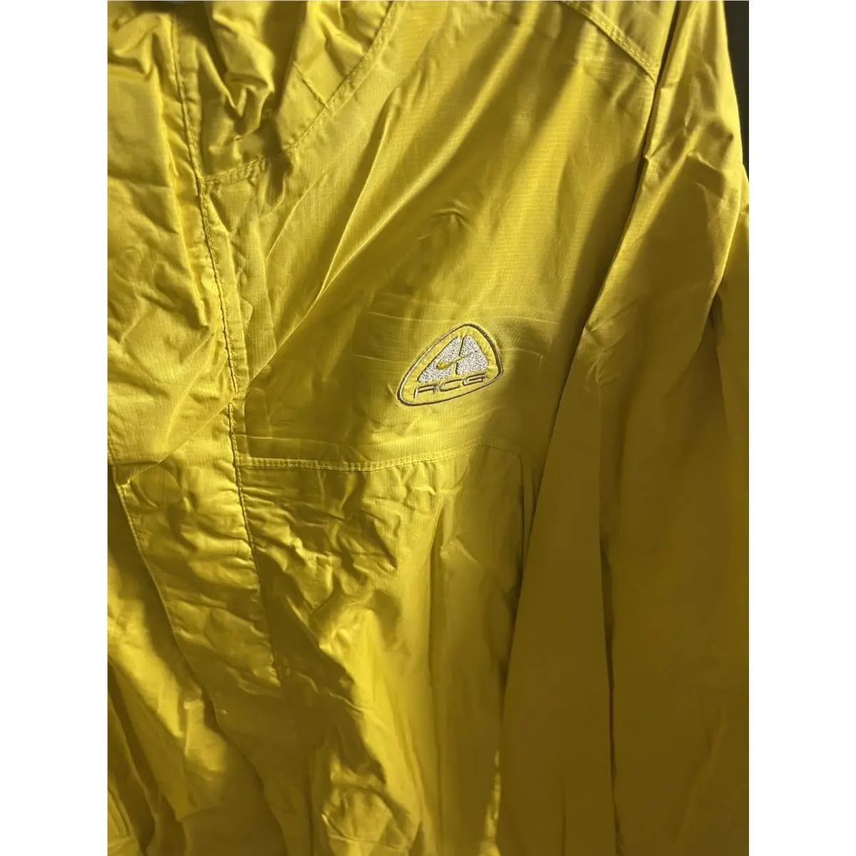 Nike clothing - Nike ACG - ACG - RN 56323 - Yellow 1
