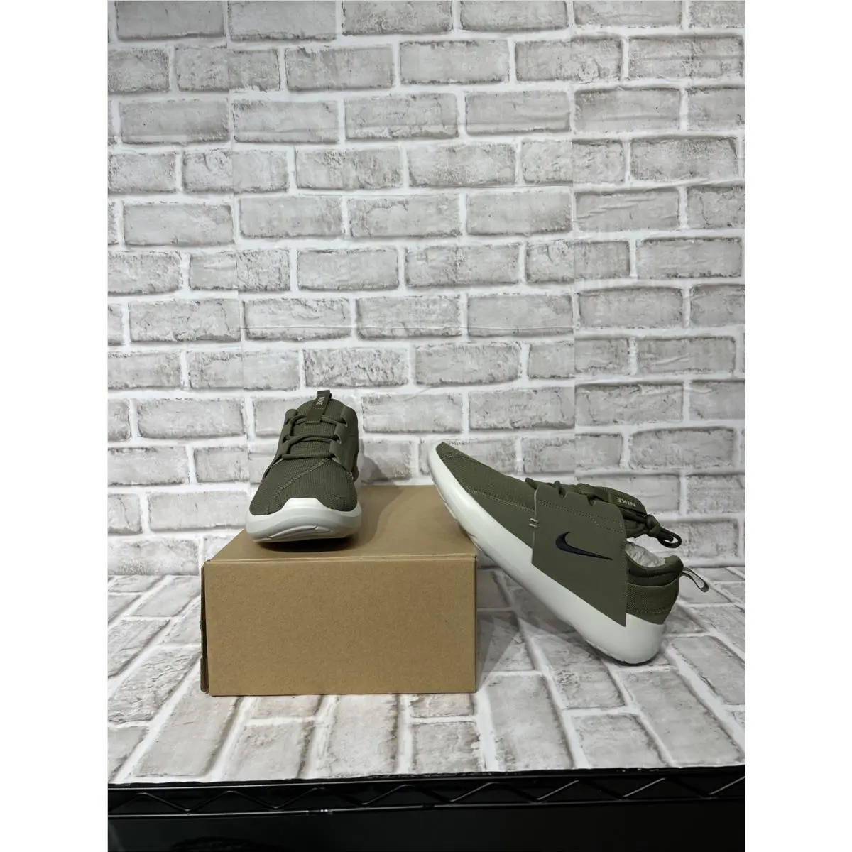 Nike E-series AD Men`s Athletic Shoes Medium Olive Black DV2436-201 Sz 8.5