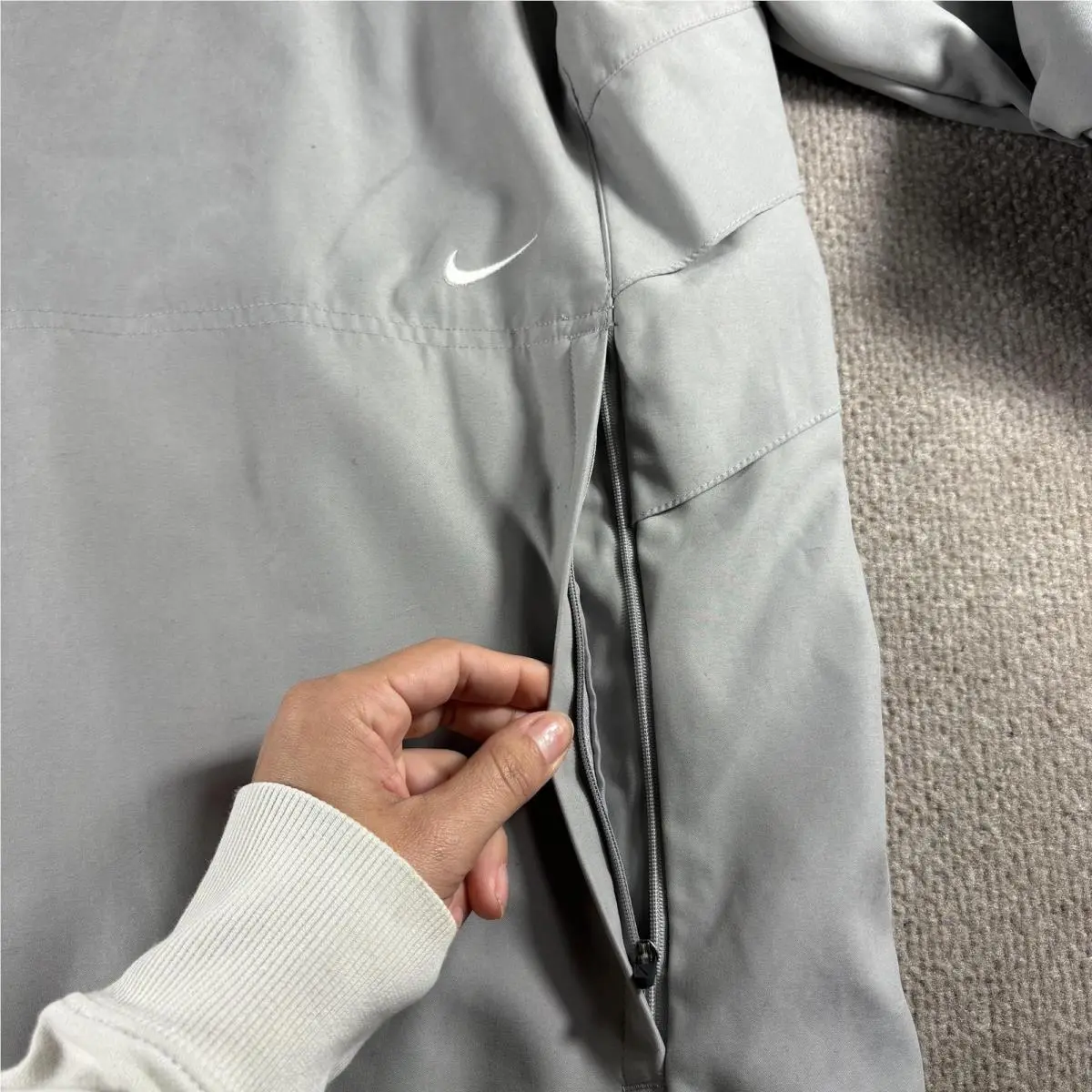 Nike clothing - Nike LeBron 137516 - LeBron - 137516 - Gray 1