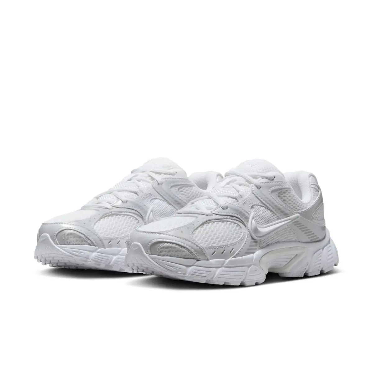 Womens Nike V5 Rnr Shoes HQ7901-101 White/white-black-metallic Silver-size 11.5