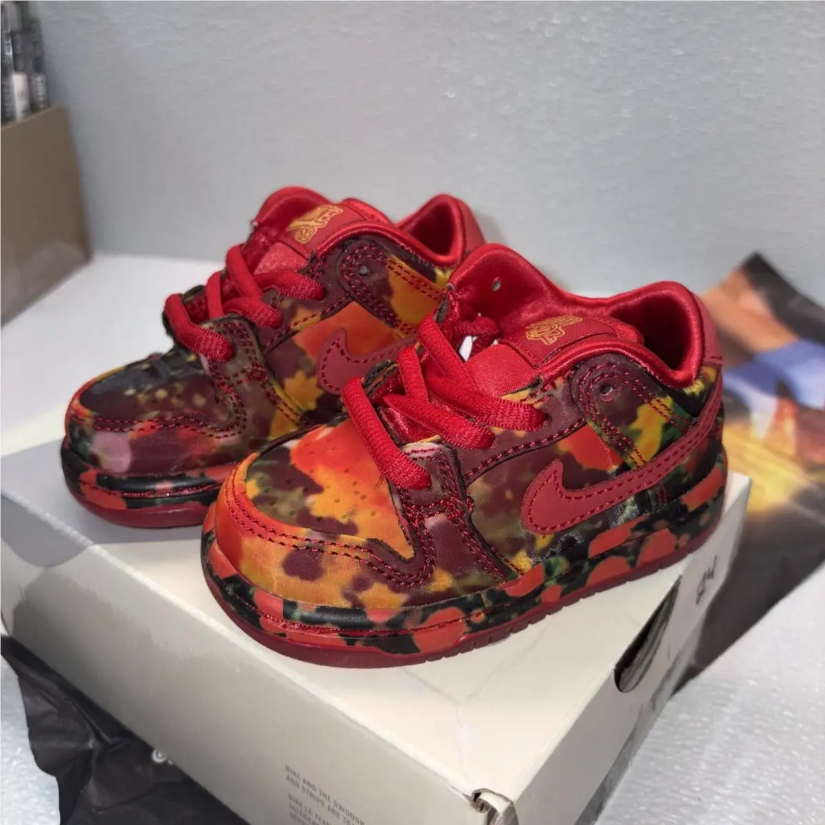 Nike SB Dunk Low Wiz Of Oz Toddler Size 5C with Ex Insoles Paper