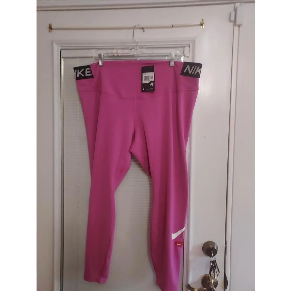 Nike One Size 3X Tight Fit Mid Rise Full Length