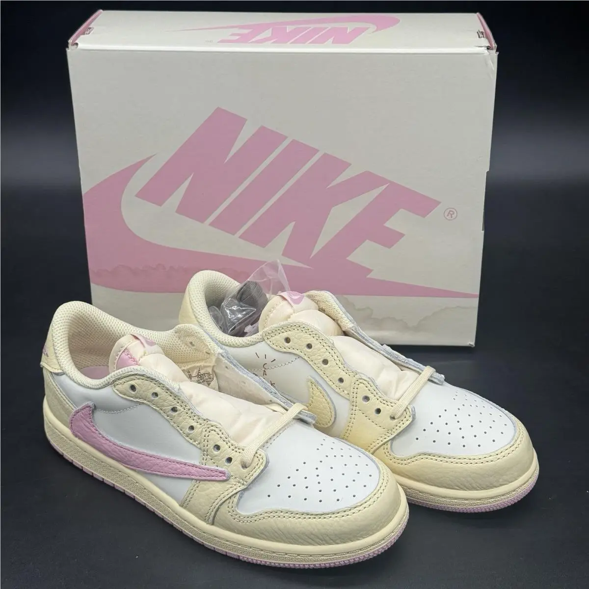 Nike Jordan 1 Retro Low OG SP Travis Scott Muslin Pink IQ7605-100 PS Size 3Y