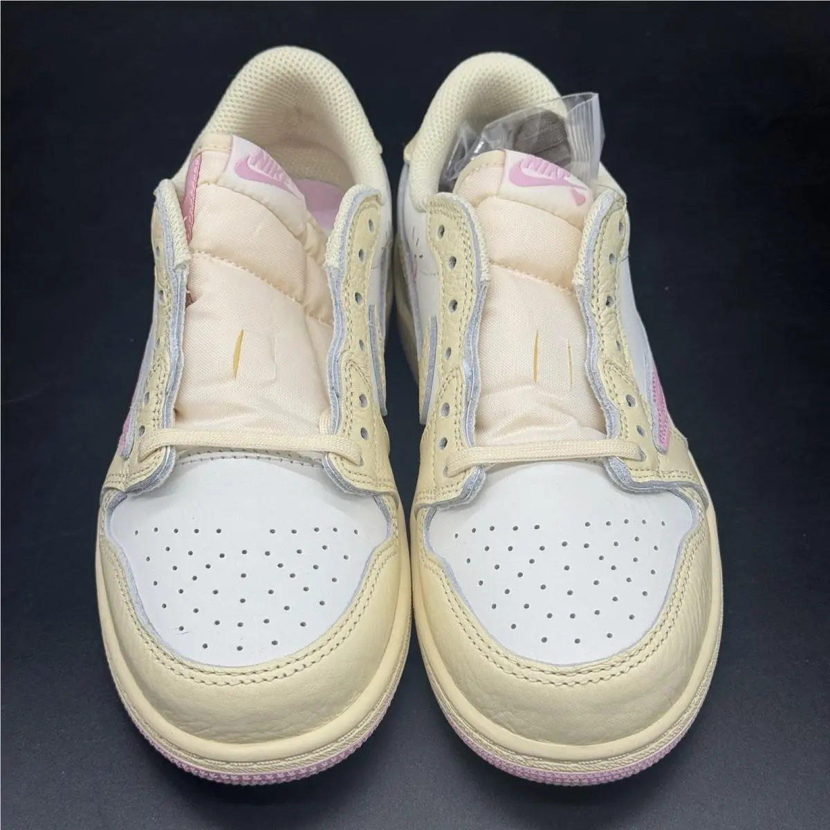 Nike shoes - Jordan 1 Low - Low - IQ7605-100 - Pink 0