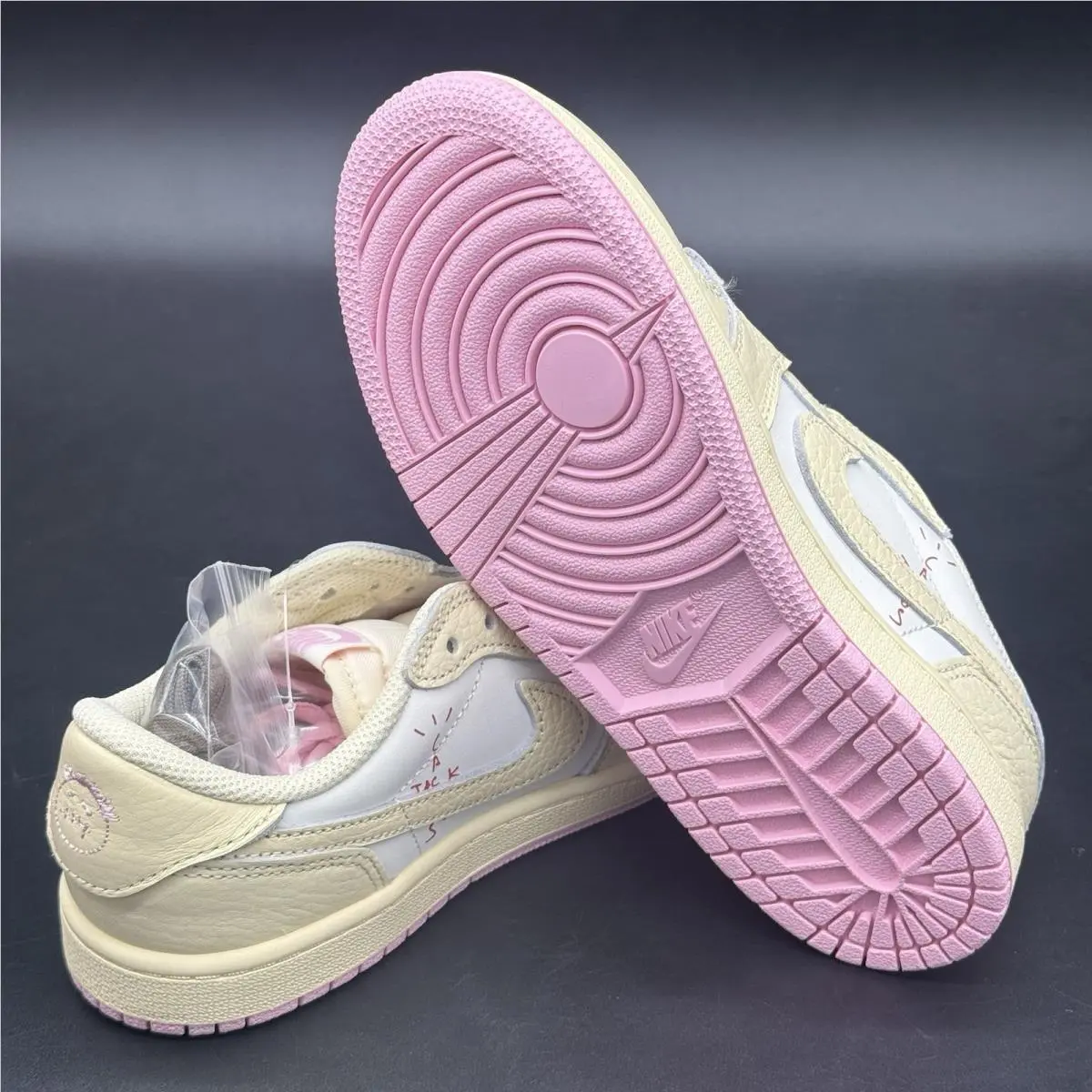 Nike shoes - Jordan 1 Low - Low - IQ7605-100 - Pink 5