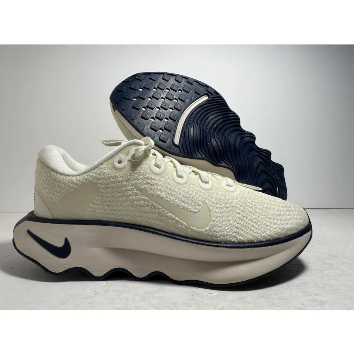 Nike Motiva `sail Coconut Milk` DV1238 113 Women Size 6.5 US