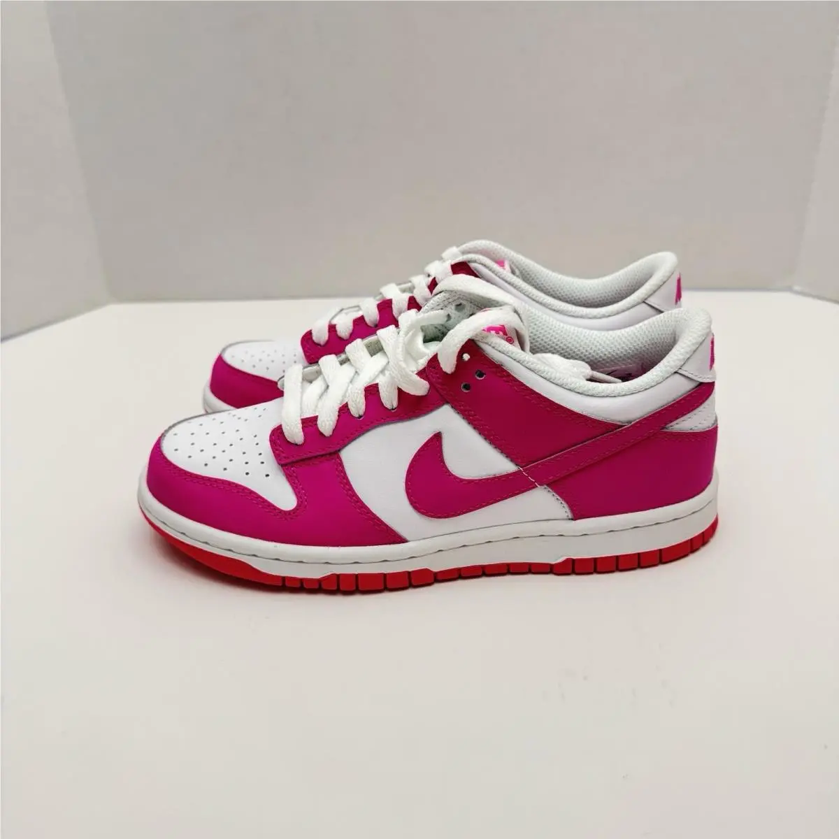 Nike shoes - Pink 0