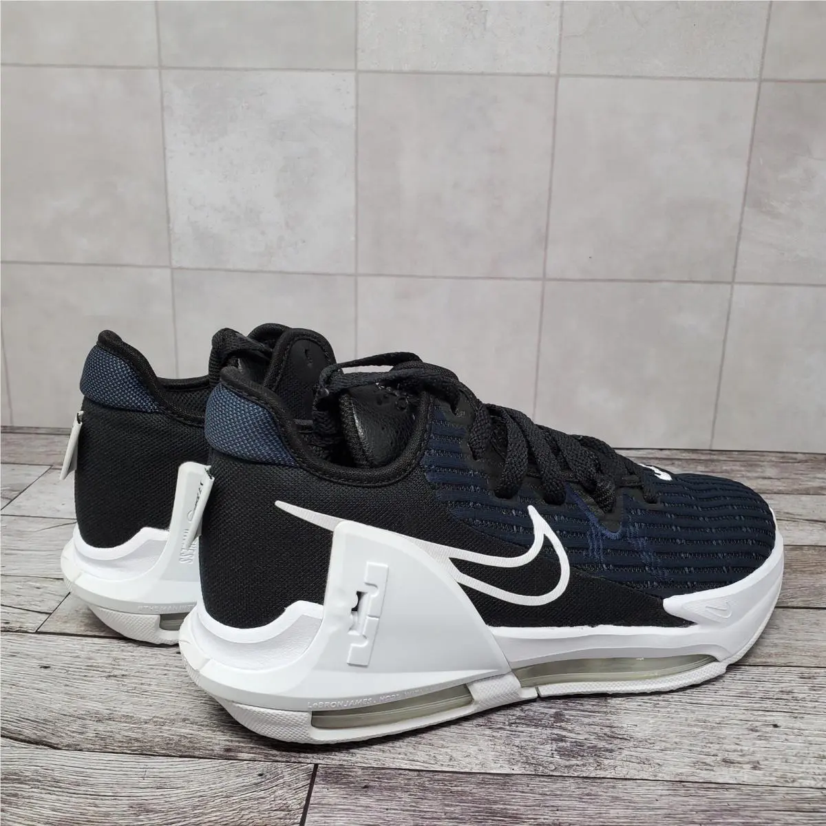 Nike shoes - Nike LeBron Witness VI - LeBron Witness - Black 5