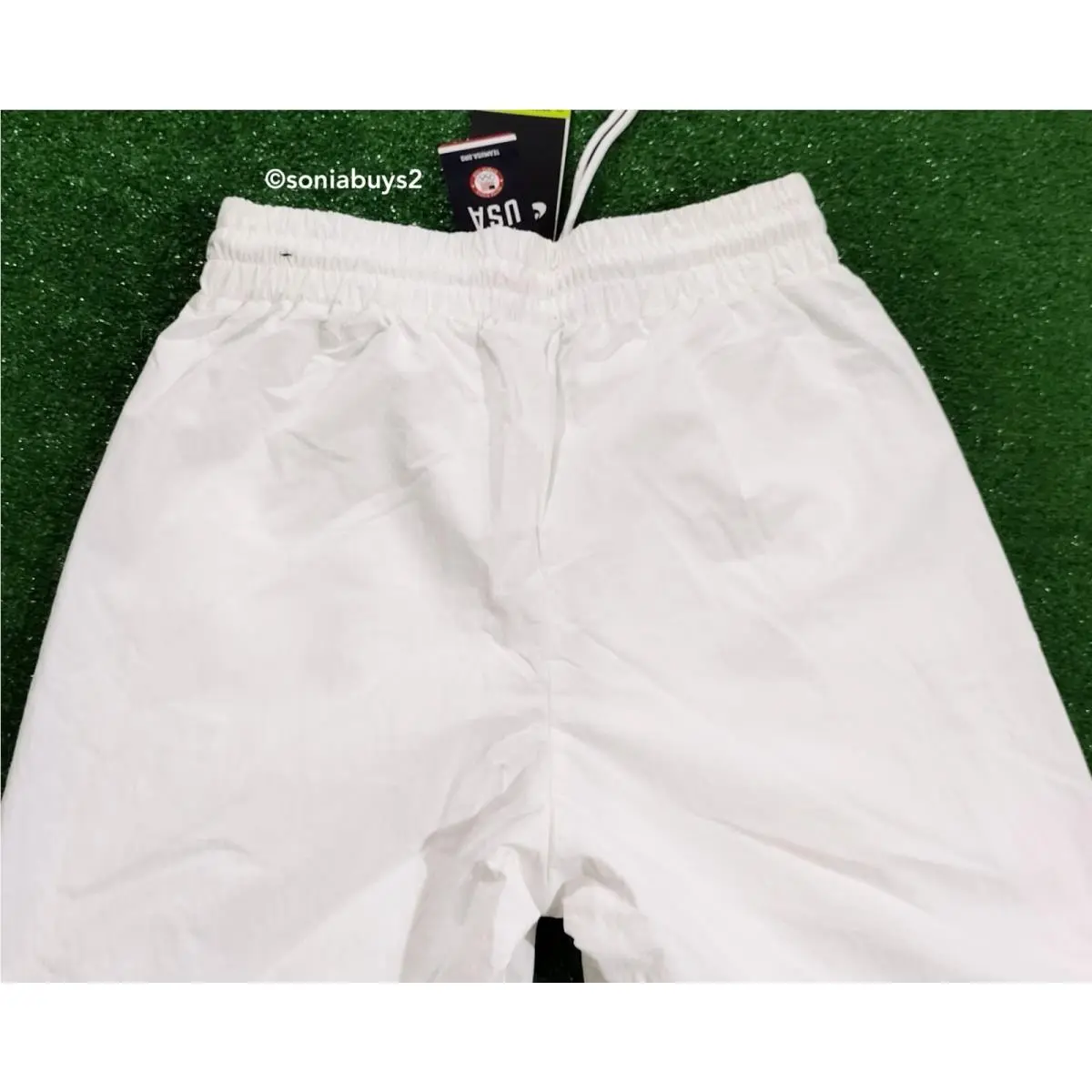 Nike clothing - White 3
