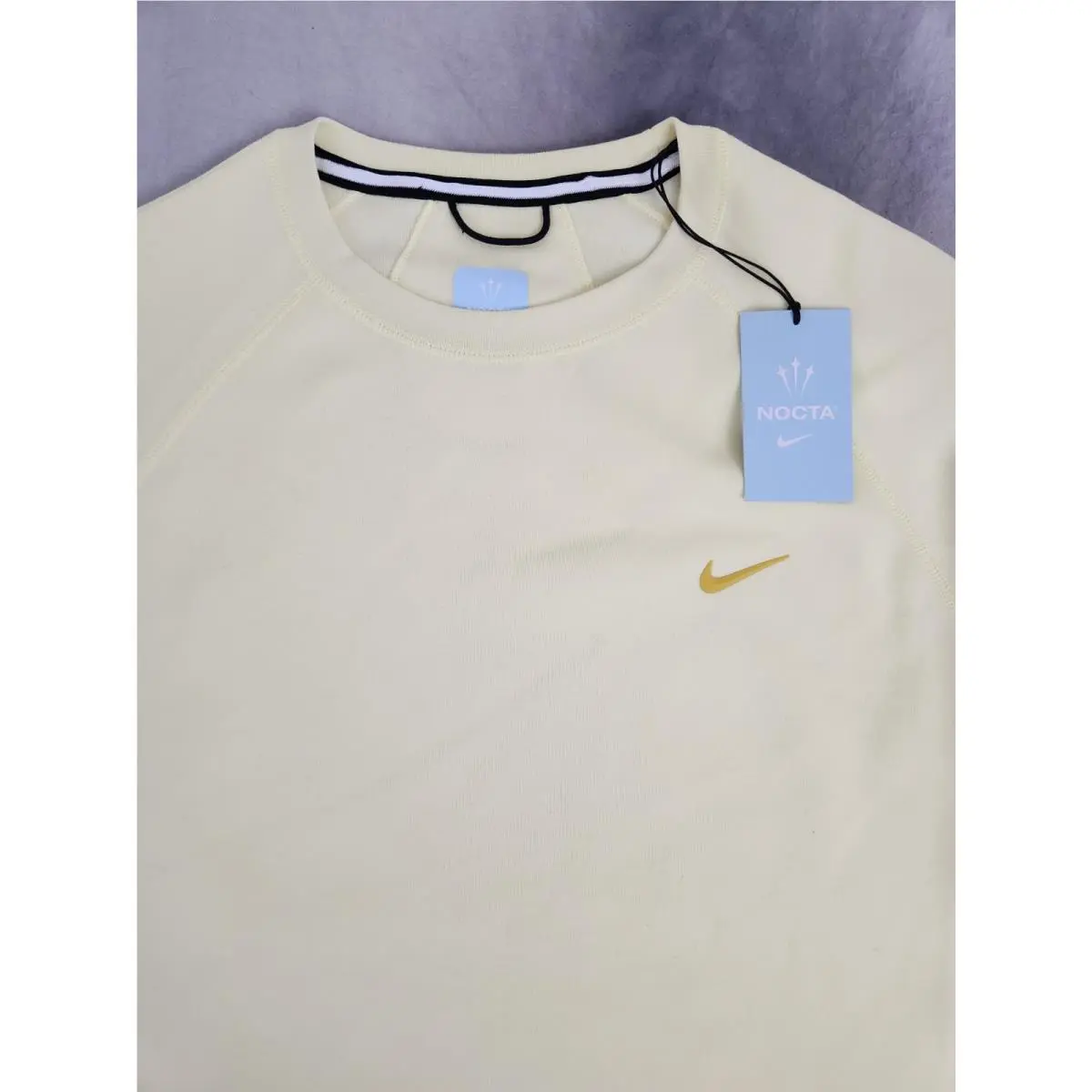 Nike clothing - Citron Tint Vivid Sulfur 0