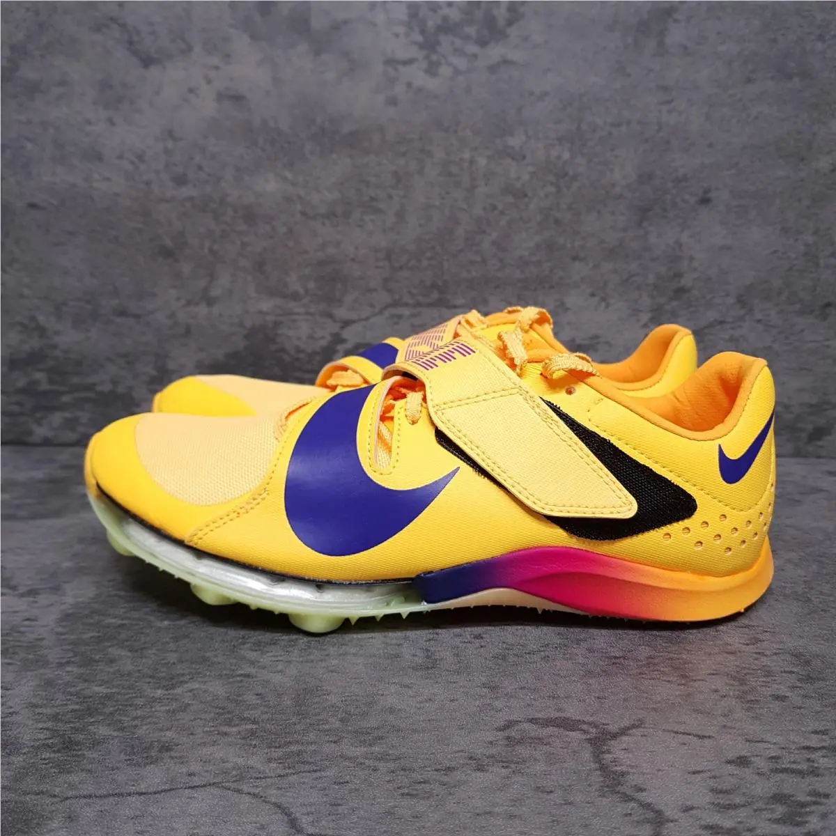 Nike shoes - FZ9326800 - FZ9326-800 - Yellow 0
