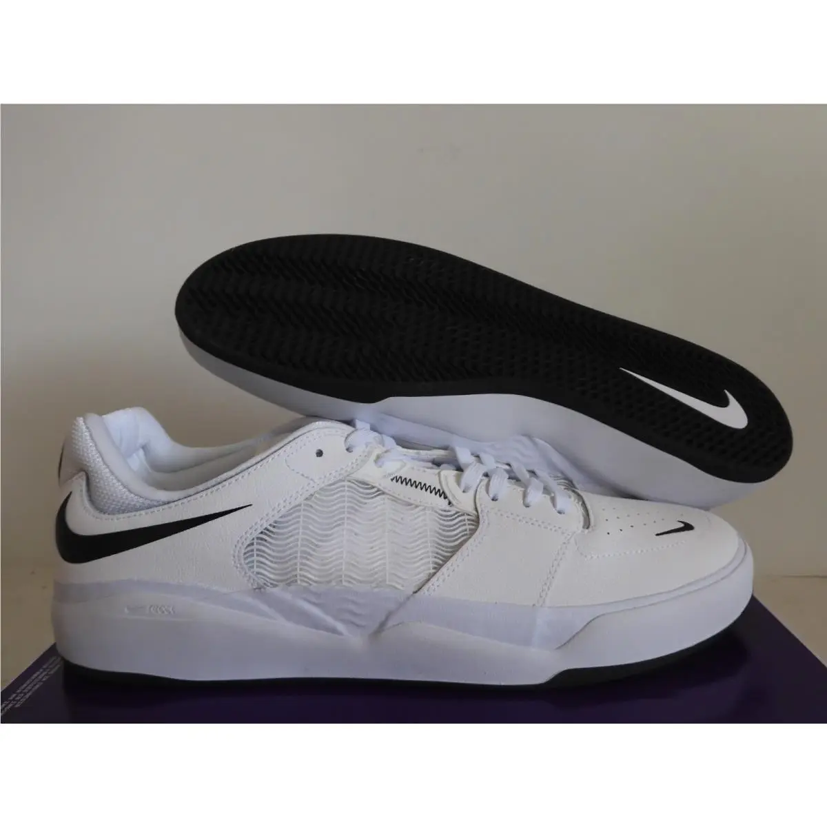 Nike Sb Ishod Premium L White-black-white-black Sz 14 DZ5648-101