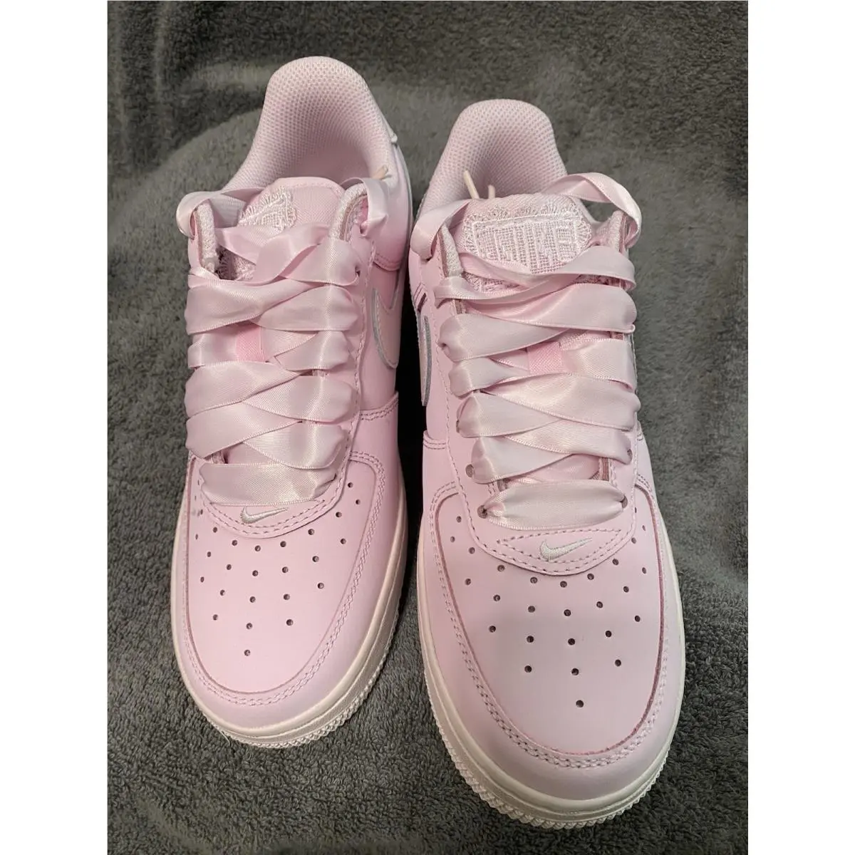Nike shoes - Pink 2