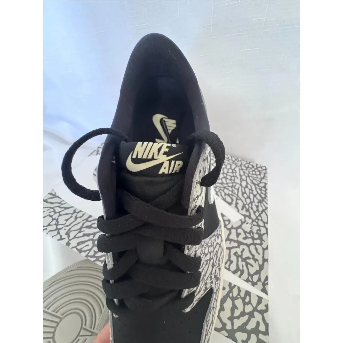 Nike shoes - Air Jordan 1 - Air - Black 3