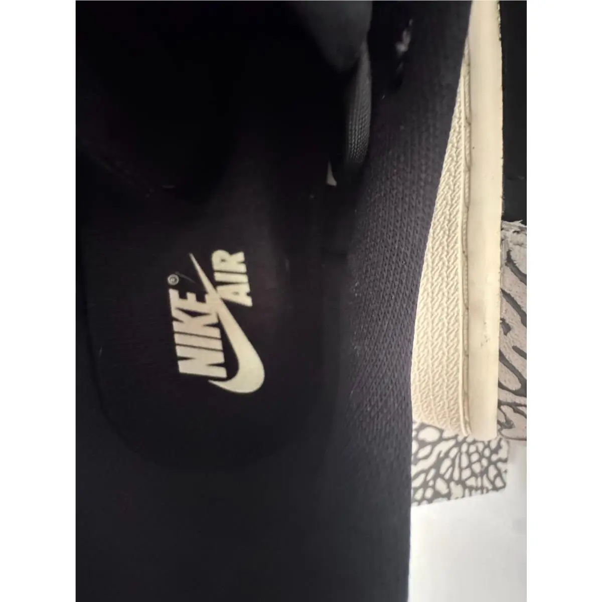 Nike shoes - Air Jordan 1 - Air - Black 2