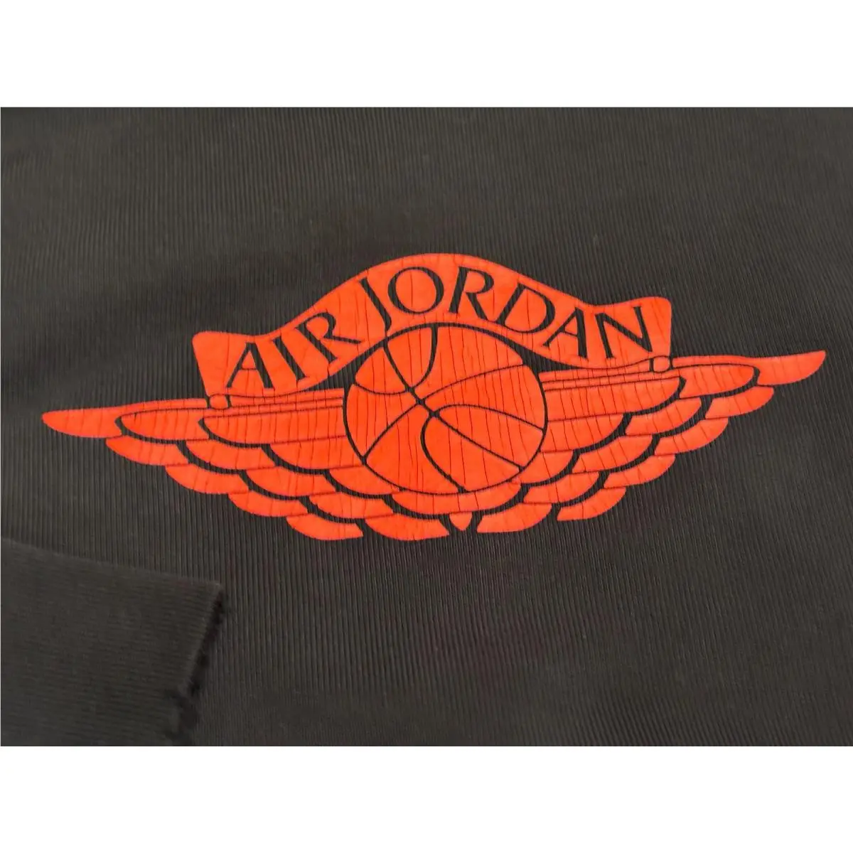 Nike clothing - Black / Red (UPC: 197862149814) 0