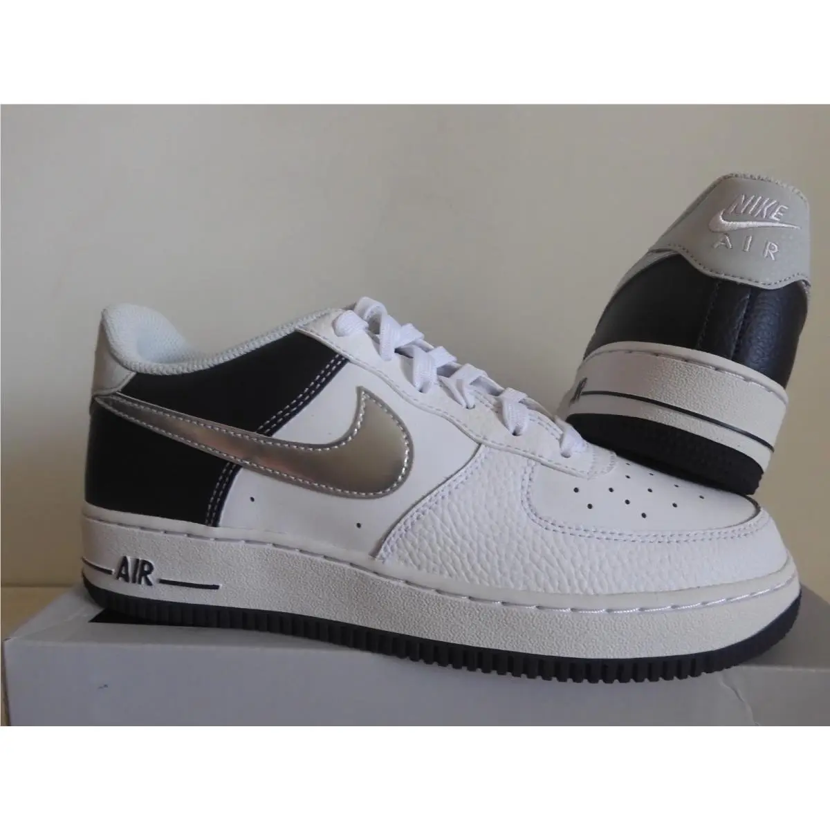 Nike shoes - Nike Air Force 1 LV8 - DQ6048 100 - White (UPC: 196152297198) 1