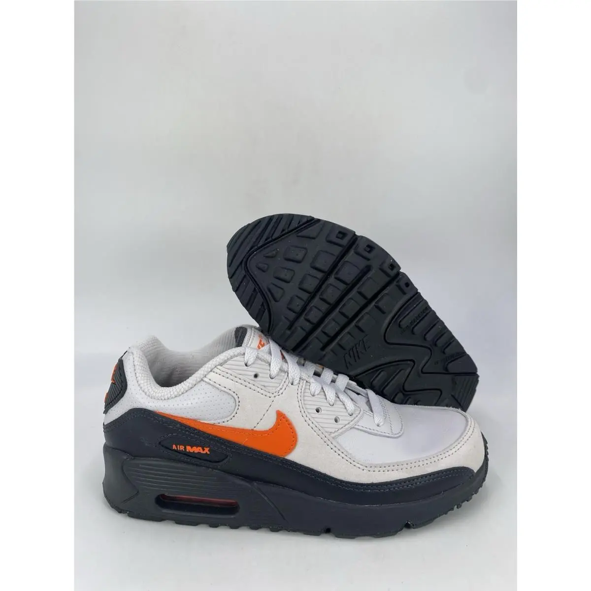 Nike Air Max 90 SE GS Vast Grey Safety Orange IF2623 003 Size 6.5Y